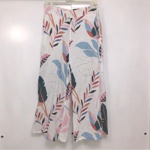 Cynthia Rowley Wide Leg Linen Crop Pants with Colorful Tropical Print Medium